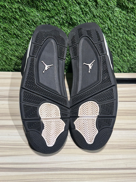 Jordan 4 Retro White Thunder Sz 11M