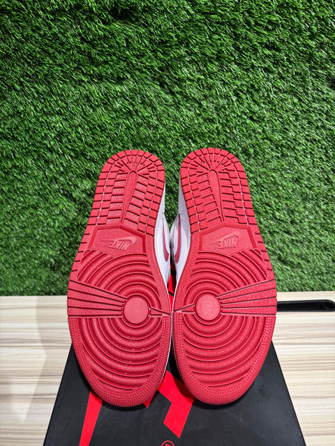 Jordan 1 Retro Metallic Red (2017) Sz 10