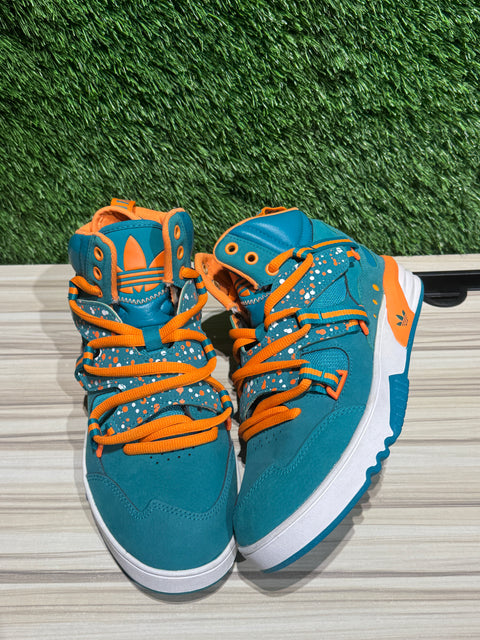 Adidas RH Instinct Sz 6Y