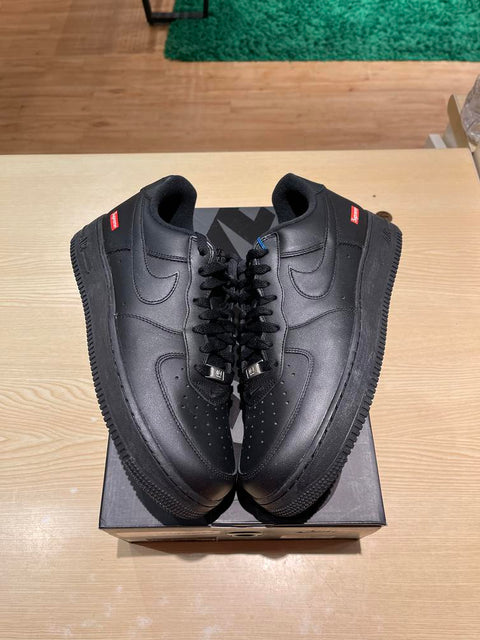 Nike Air Force 1 Low Supreme Black Sz 9.5