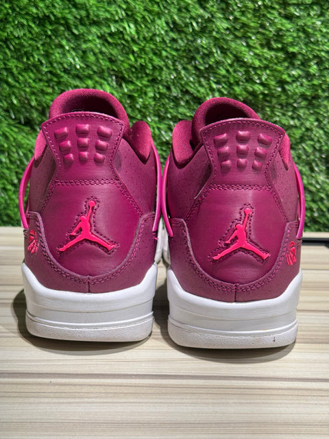 Jordan 4 Retro Valentine's Day (2019) (GS) Sz 6Y/7.5W