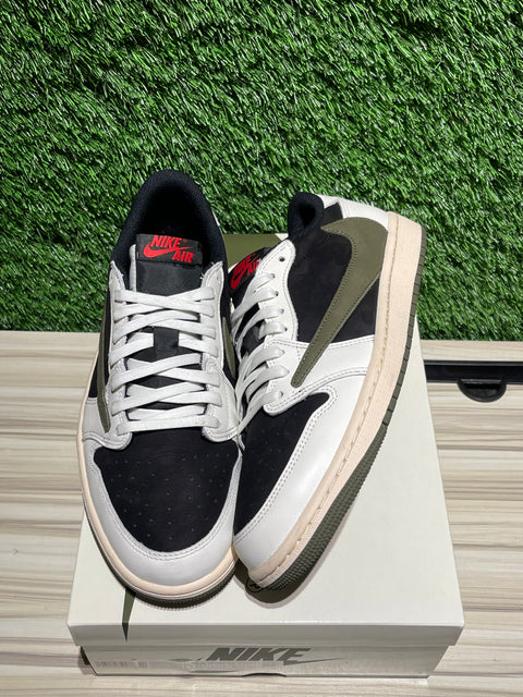 Jordan 1 Retro Low OG SP Travis Scott Olive (Women's) Sz 9M