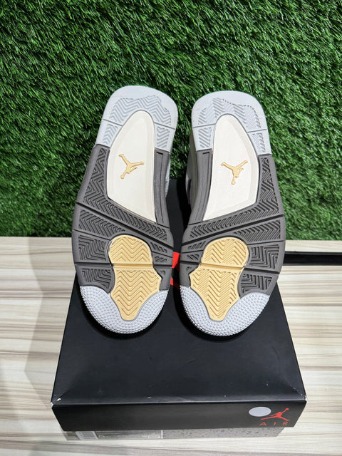 Jordan 4 Retro SE Craft Photon Dust (GS) Sz 5Y
