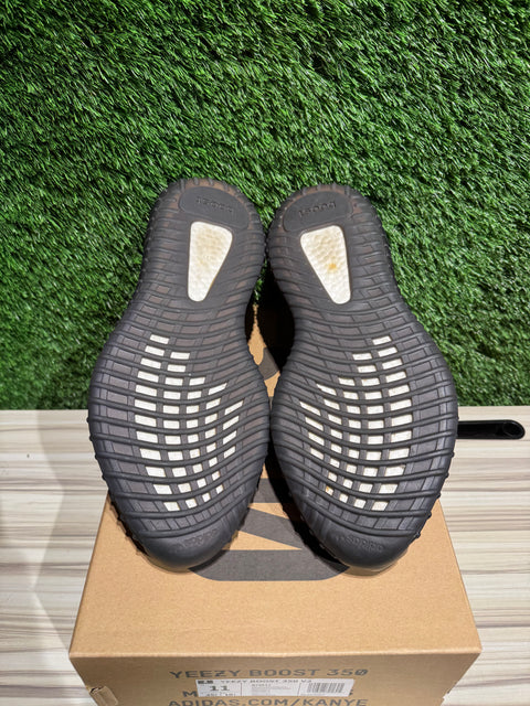 adidas Yeezy Boost 350 V2 Core Black Red Sz 11