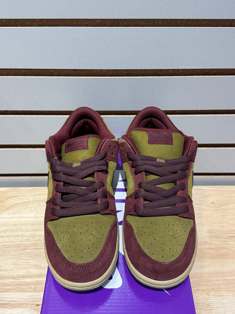 Nike SB Dunk Low Dark Team Red Olive Flak Sz 7