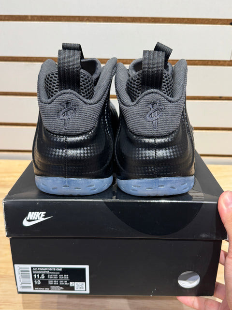 Nike Air Foamposite One Carbon Fiber Sz 11.5