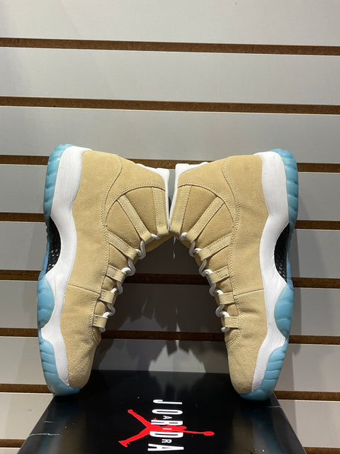 Jordan 11 Retro H-Town Sz 10