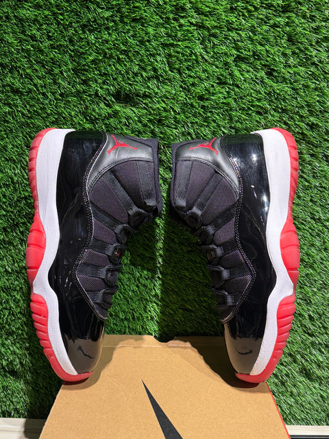 Jordan 11 Retro Playoffs Bred (2019) Sz 10.5M