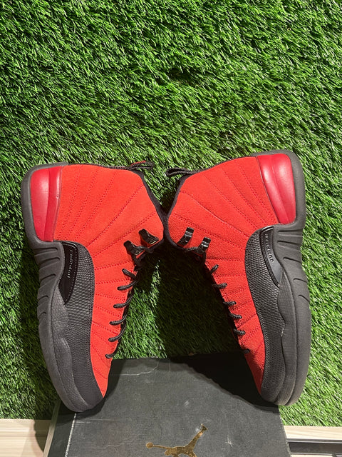 Jordan 12 Retro Reverse Flu Game Sz 7Y (GS)