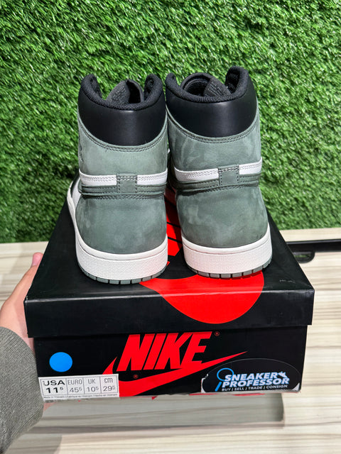 Jordan 1 Retro High Clay Green Sz 11.5
