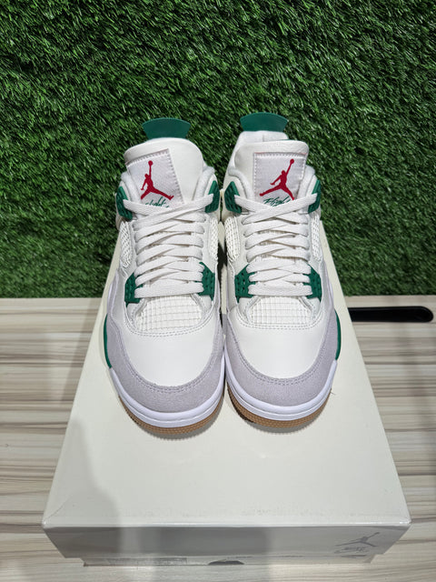 Jordan 4 Retro SB Pine Green Sz 7.5