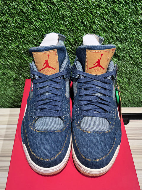 Jordan 4 Retro Levi's Denim (Tag with Levi's Logo) Sz 9M