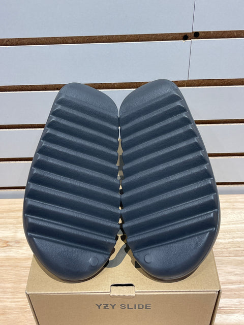 adidas Yeezy Slide Onyx Sz 8