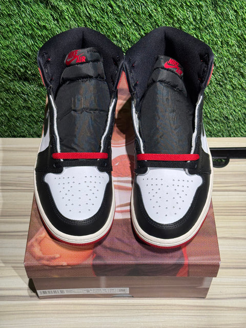 Jordan 1 Retro High OG Black Toe Reimagined Sz 9M