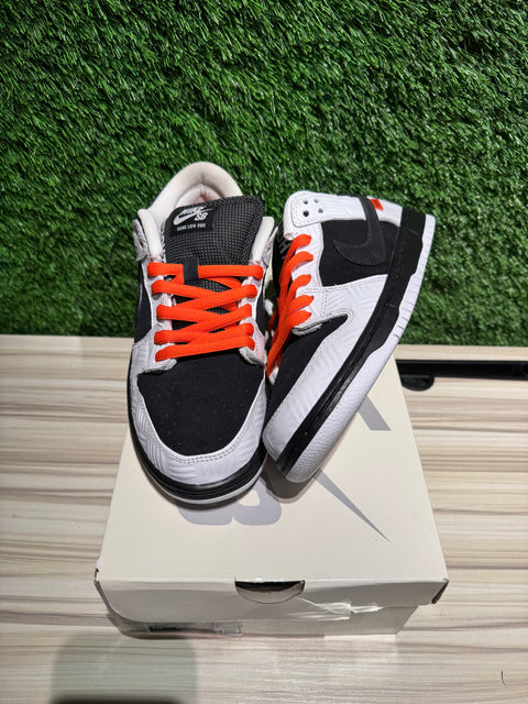 Nike SB Dunk Low TIGHTBOOTH Sz 8.5M
