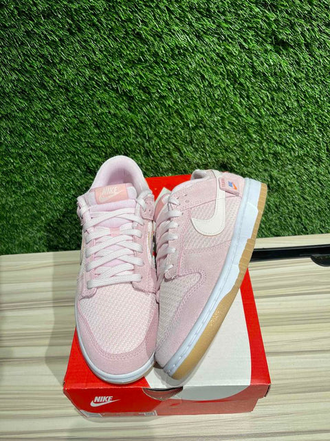 Nike Dunk Low Teddy Bear (Women's) Sz 8.5W