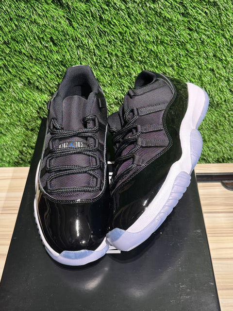 Jordan 11 Retro Low Space Jam Sz 10.5