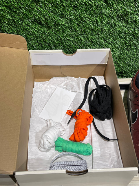 Nike SB Dunk Low Limosine Skateboards Sz 12M