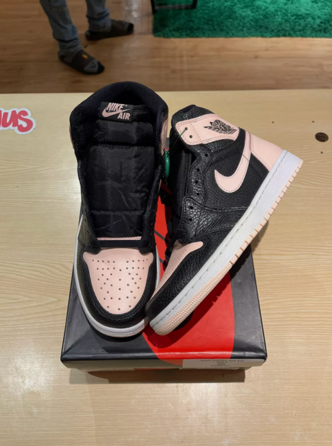 Jordan 1 Retro High Black Crimson Tint 10.5M 12W Brand New Alderwood Mall