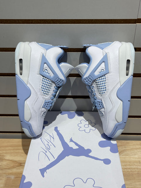 Jordan 4 Retro Forget Me Not (Women's) Sz 6.5W/5M