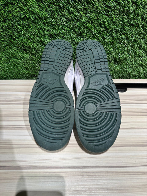 Nike Dunk Low Retro SE Photon Dust Vintage Green Sz 10M