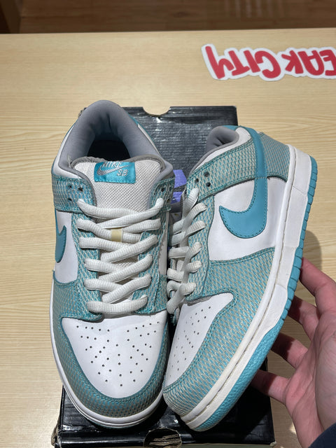 Nike SB Dunk Low High Hair Sz 9M