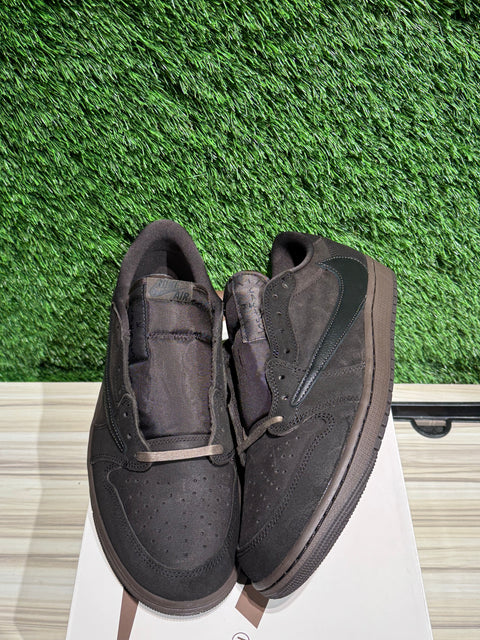 Jordan 1 Retro Low OG SP Travis Scott Velvet Brown
