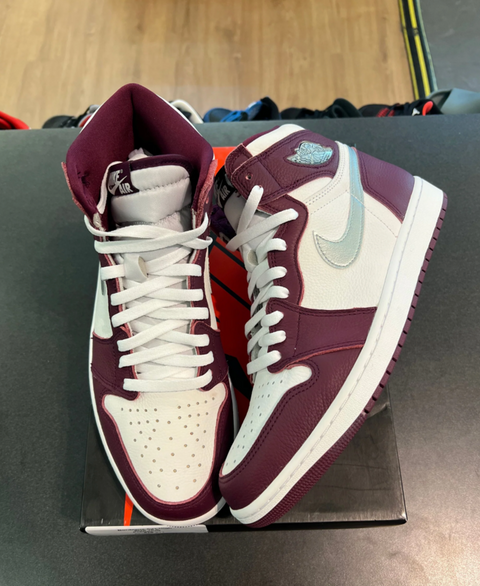 Jordan 1 Retro High OG Bordeaux