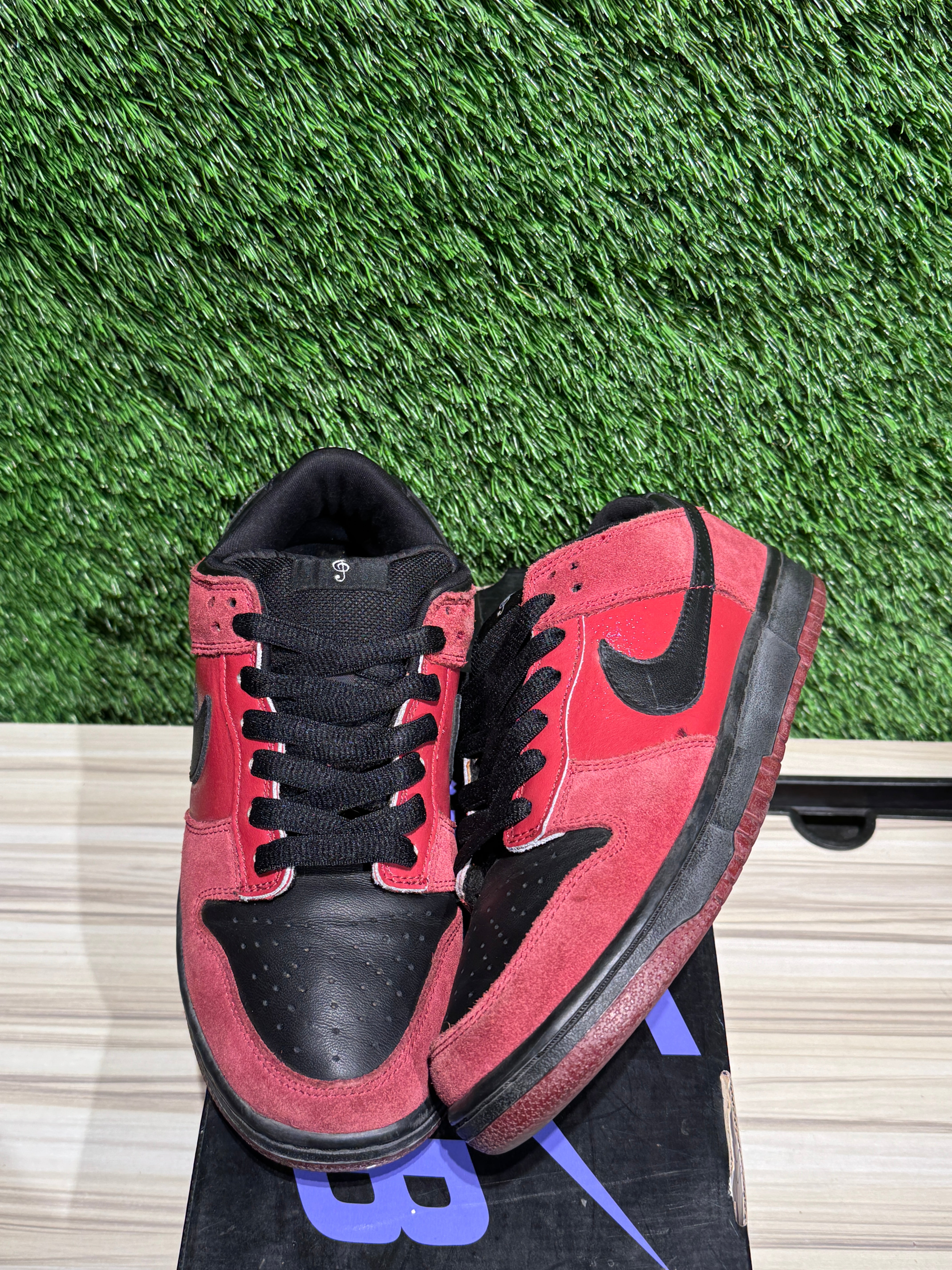Nike SB Dunk Low Milli Vanilli Sz 8M – Sneak City