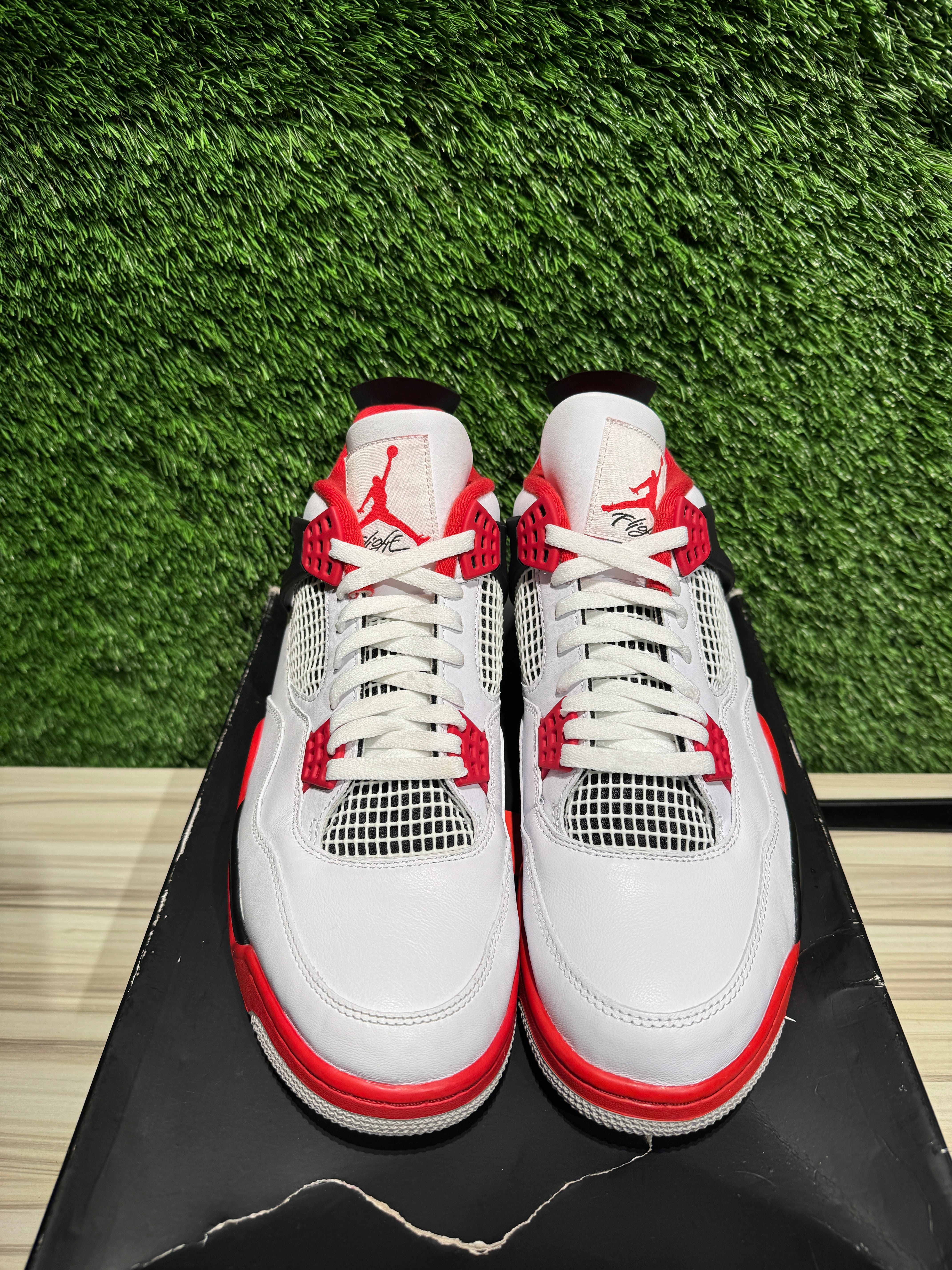 Jordan 4 Retro Fire Red (2020) Sz 12 – Sneak City