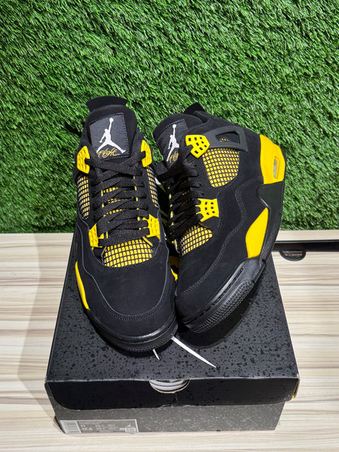 Jordan 4 Retro Thunder (2023) Sz 11