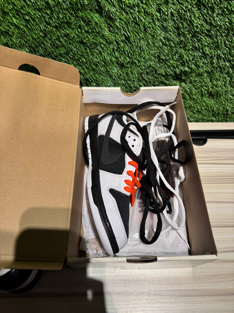 Nike SB Dunk Low TIGHTBOOTH Sz 8.5M