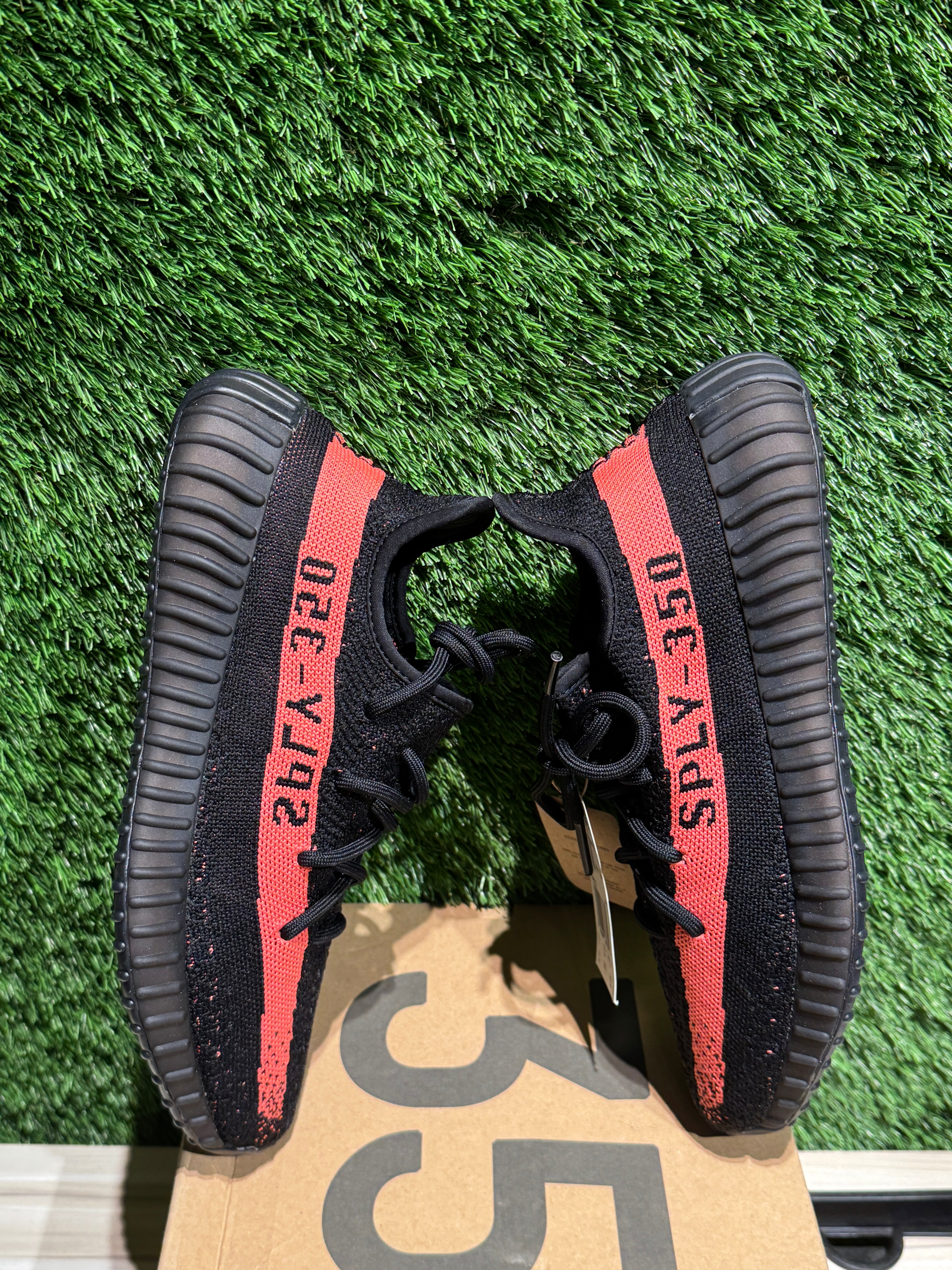 adidas Yeezy Boost 350 V2 Core Black Red Sz 8 – Sneak City