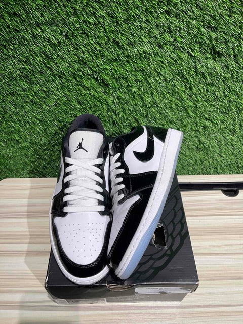 Jordan 1 Low SE Concord Sz 9.5