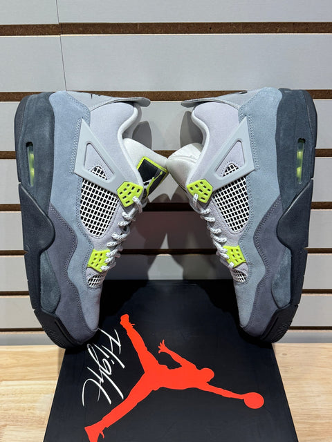 Jordan 4 Retro SE 95 Neon Sz 11