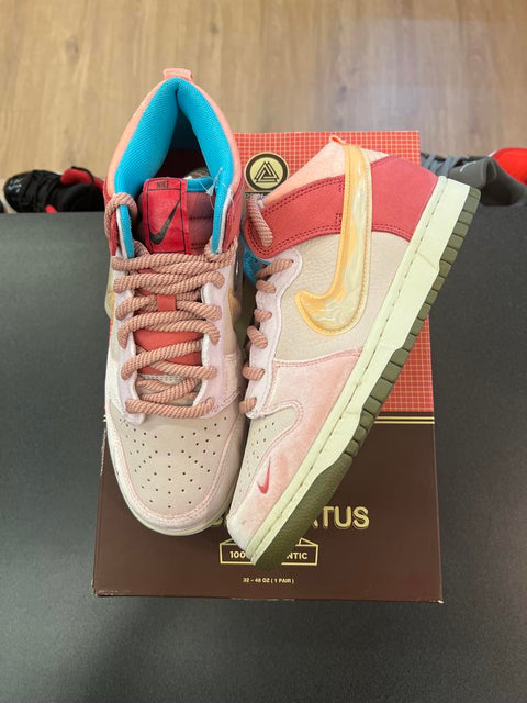 Nike Dunk Mid Social Status Free Lunch Strawberry Milk