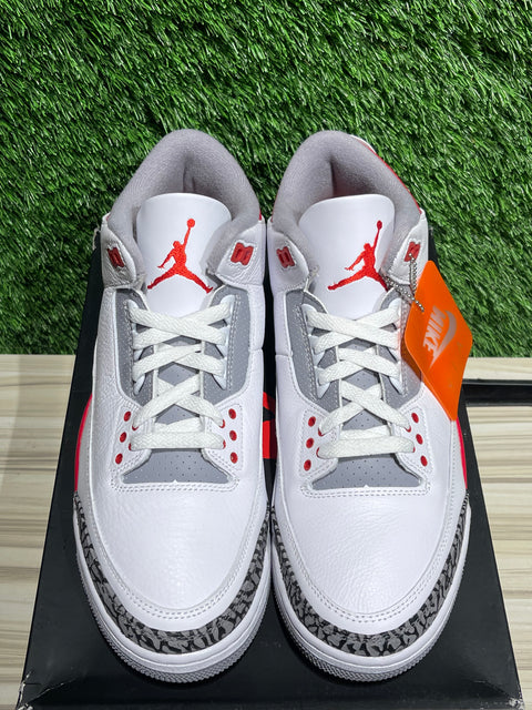 Jordan 3 Retro Fire Red (2022)