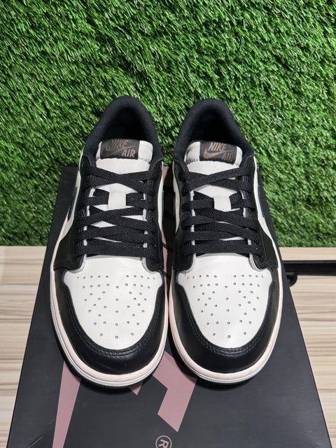 Jordan 1 Retro Low OG Mocha Sz 9.5M