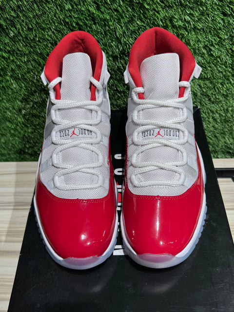 Jordan 11 Retro Cherry (2022) Sz 10.5M