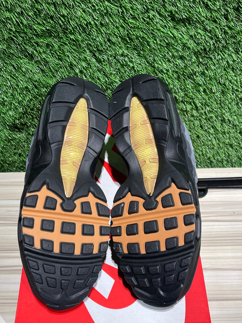 Nike Air Max 95 Icons Yellow Strike Sz 9.5M