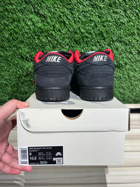 Nike SB Dunk Low Supreme 94 Black Sz 9