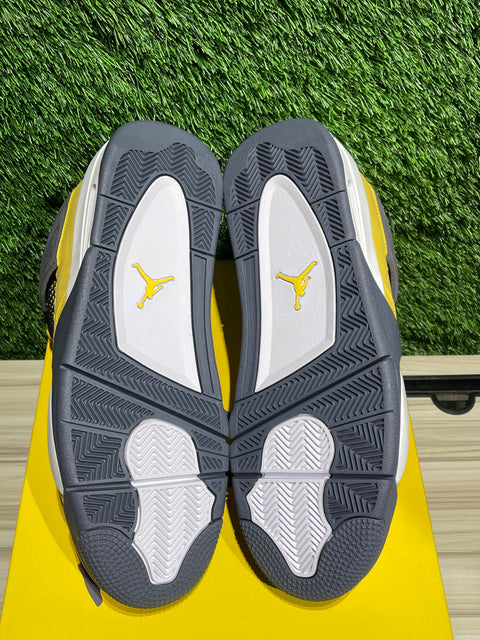 Jordan 4 Retro Lightning (2021) Sz 12