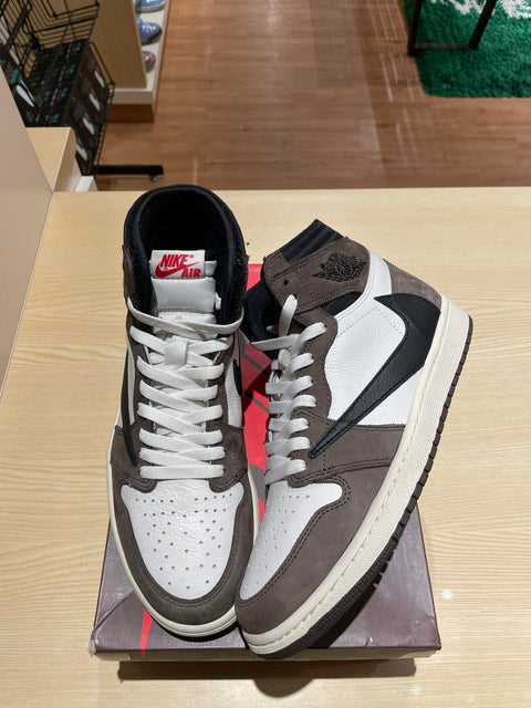 Jordan 1 Retro High OG SP Travis Scott Mocha Sz 9