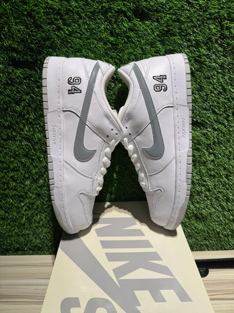 Nike SB Dunk Low Supreme 94 White Metallic Silver Sz 12M