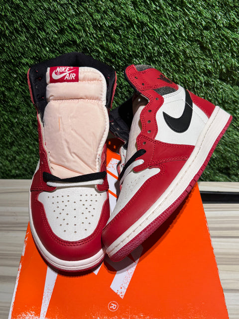 Jordan 1 Retro High OG Chicago Lost and Found Sz 8M