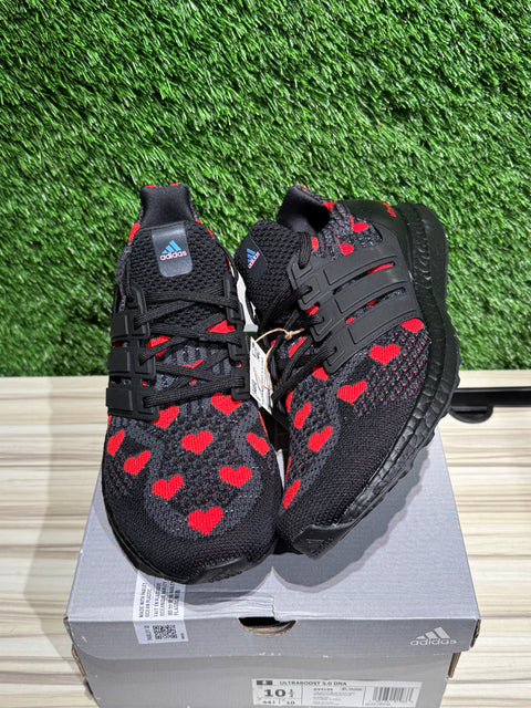 adidas Ultra Boost 5.0 DNA Valentine's Day Sz 10.5M