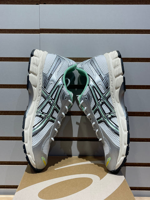 ASICS Gel-Kayano 12.1 Silver Green Orange Sz 10.5
