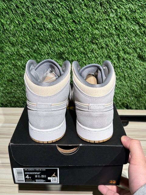 Jordan 1 Mid SE Coconut Milk Particle Grey (GS) Sz 4Y