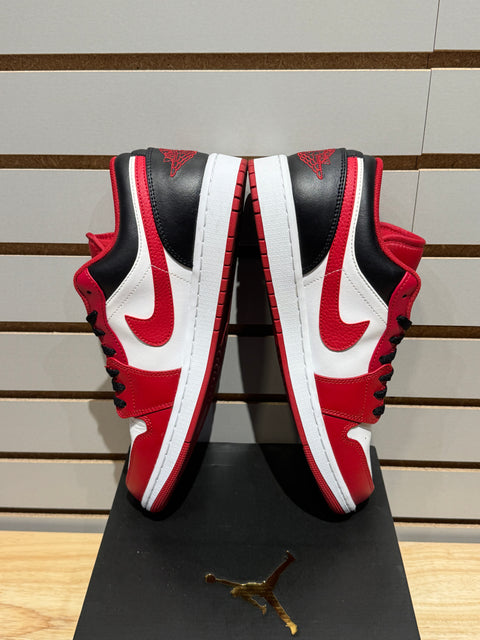 Jordan 1 Low Bulls Sz 11