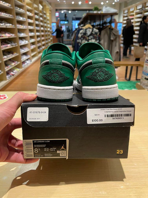 Jordan 1 Low Pine Green Sz 8.5